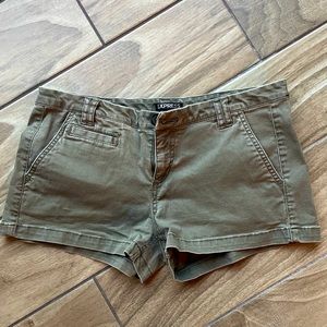 Express khaki shorts
